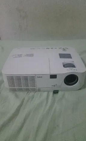 Projetor NEC - V260R - Foto 2