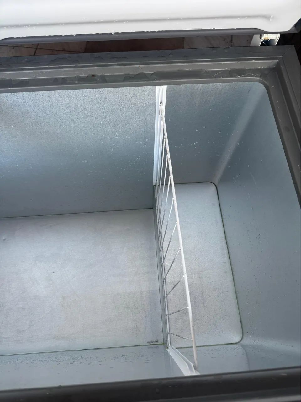 Freezer Horizontal Consul 2 Portas Digital - 220V - Foto 3