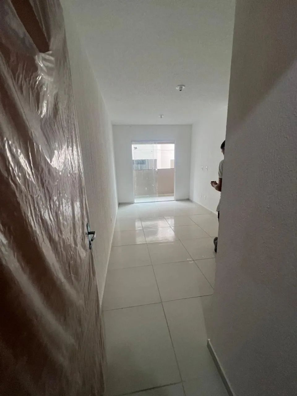 ALUGA-SE APARTAMENTO NO GEISEL