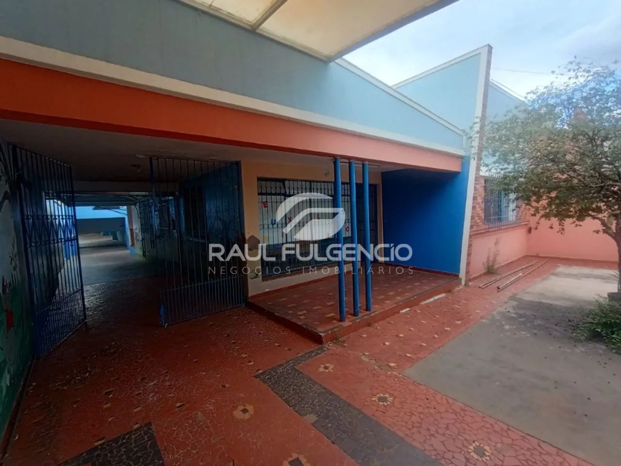 Ponto comercial para locação com 792m²