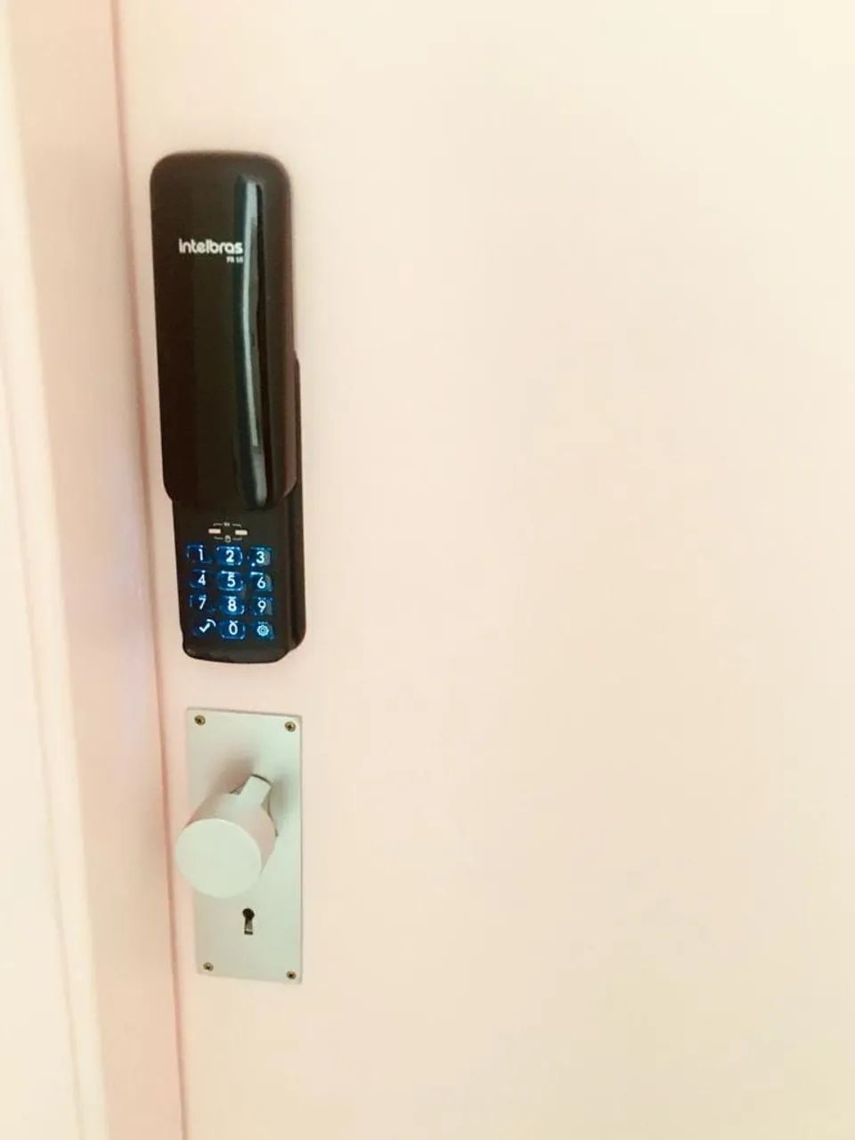 Quartos para Alugar, Dividir Apartamento * Vila Olímpia  - Foto 2