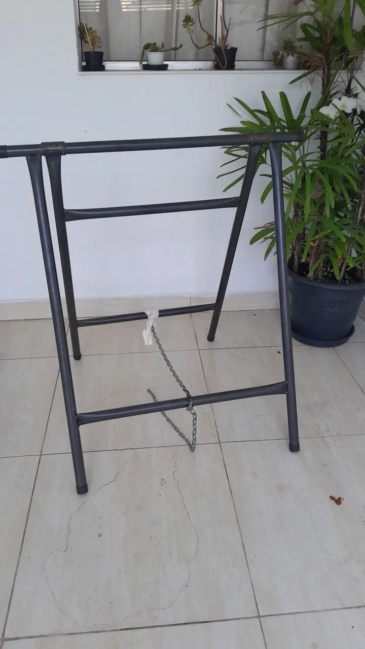 8 Cavaletes de Ferro - Foto 2