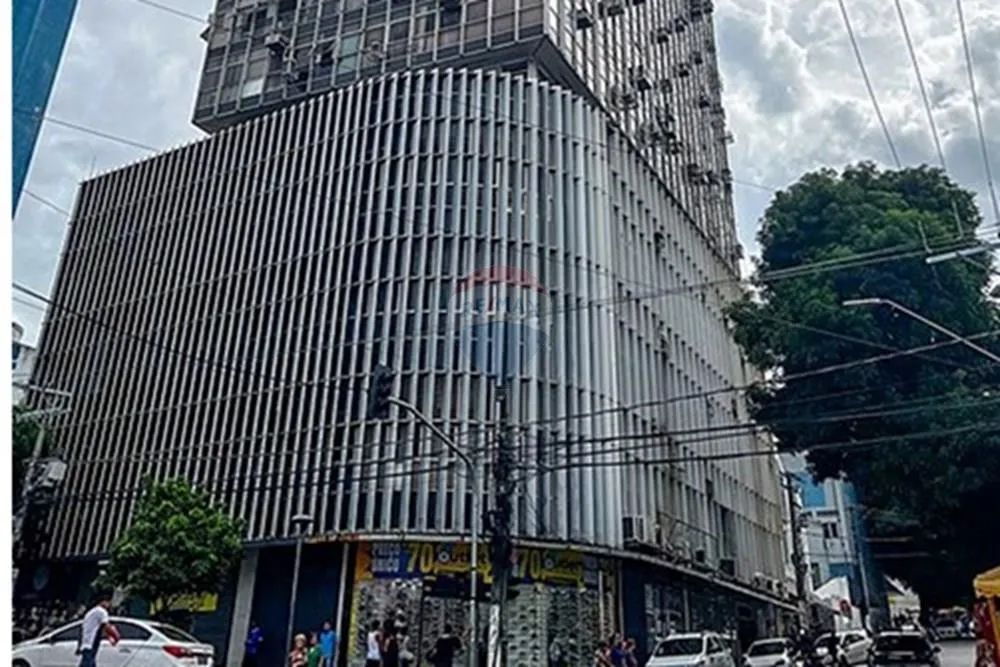 Sala Comercial no Centro de Manaus, valor R$ 130.000,00, com 54m²