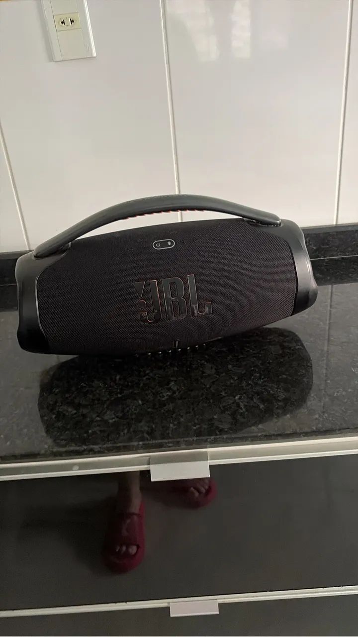 ? FOR SALE: JBL Boombox 3 
