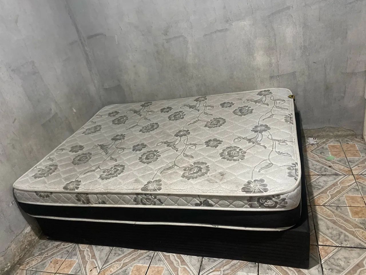 Cama