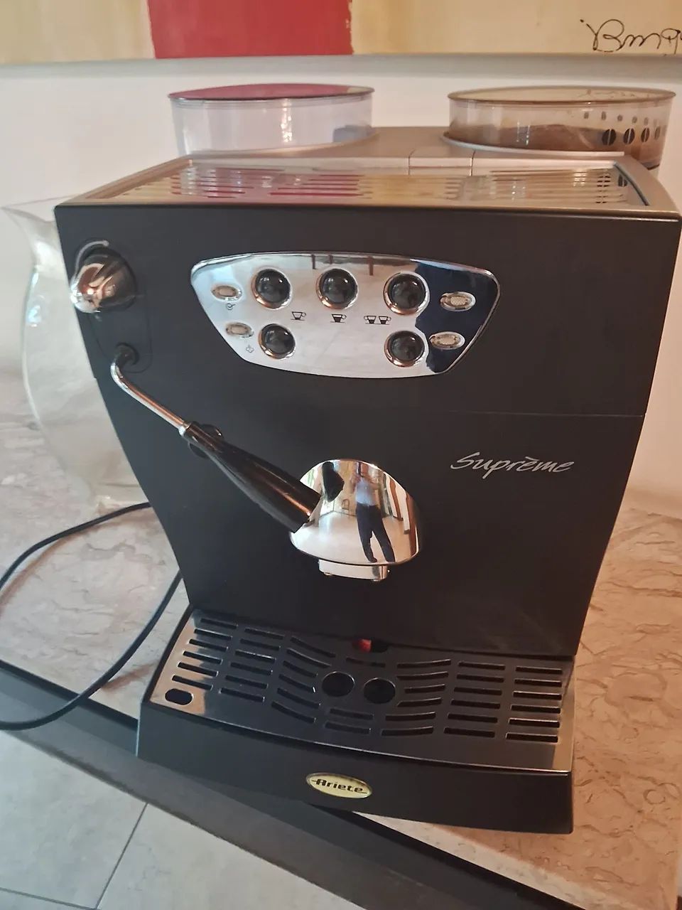 Cafeteira Vende-se com pequeno defeito  - Foto 5