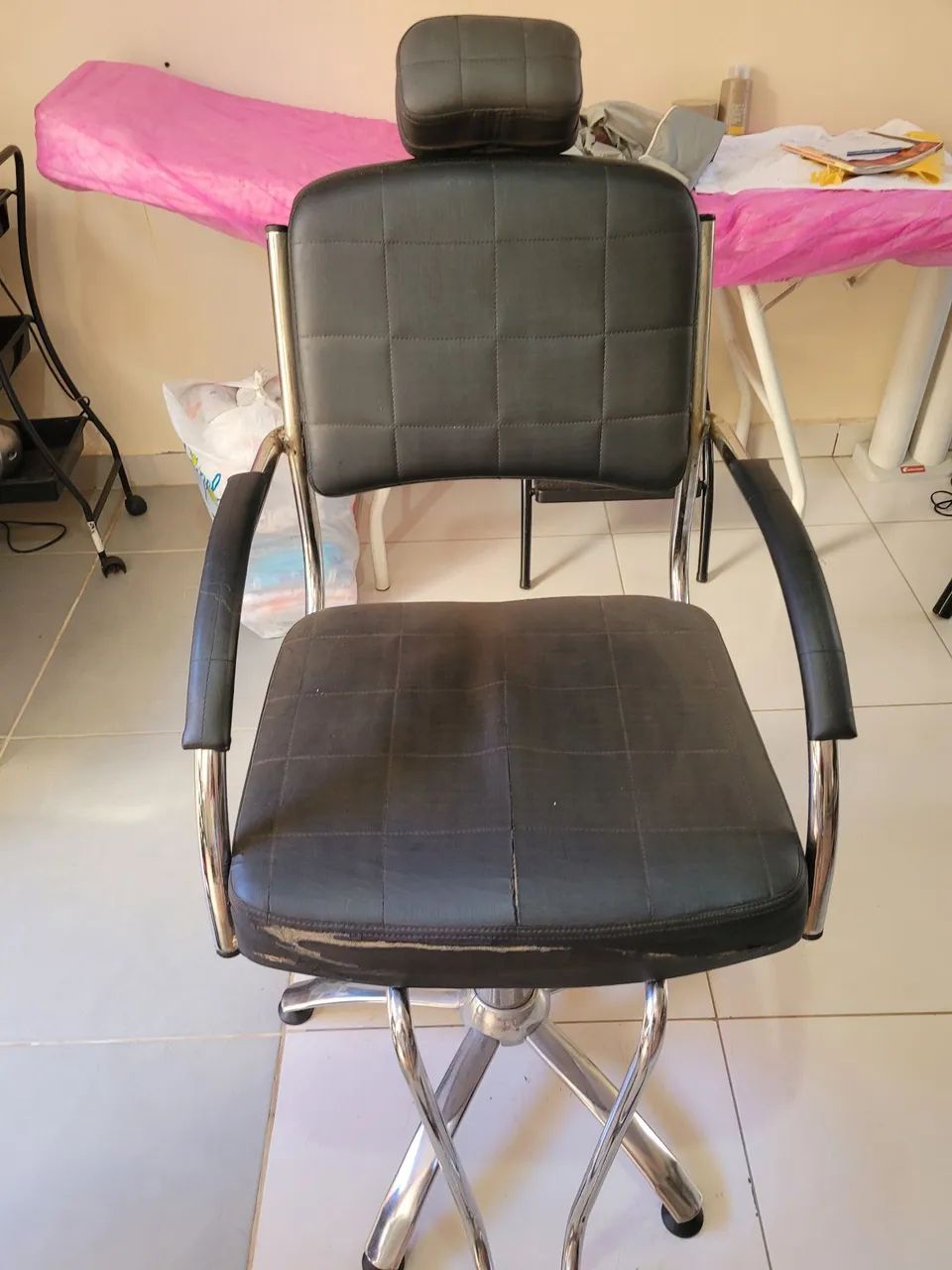 Cadeira cabelereiro  - Foto 4
