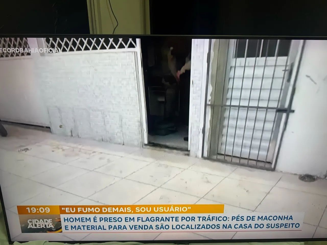 Smart Tv Samsung 50 Polegadas 4K UHD Crystal UN50TU7000GXZD - Foto 2
