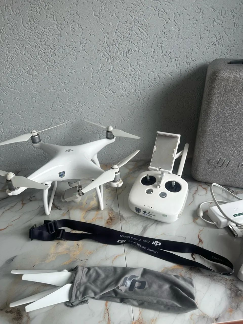 Drone DJI Phantom 4 - Foto 3