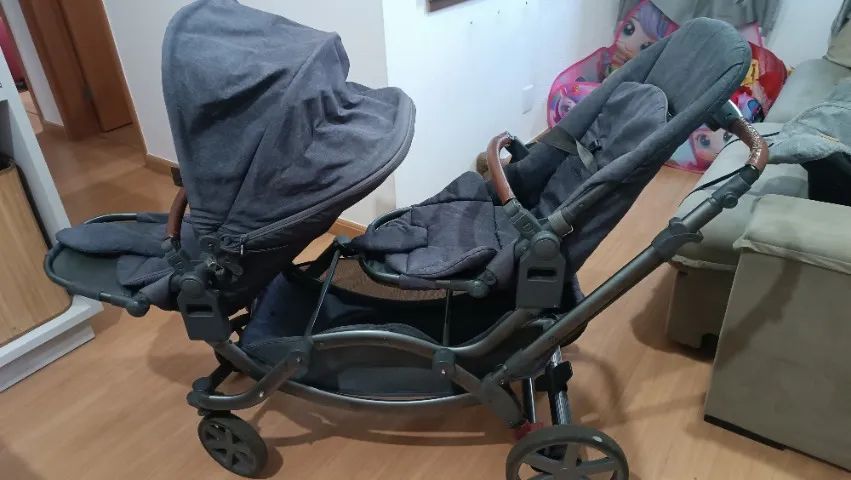 Carrinho de bebê gêmeos  - Foto 4