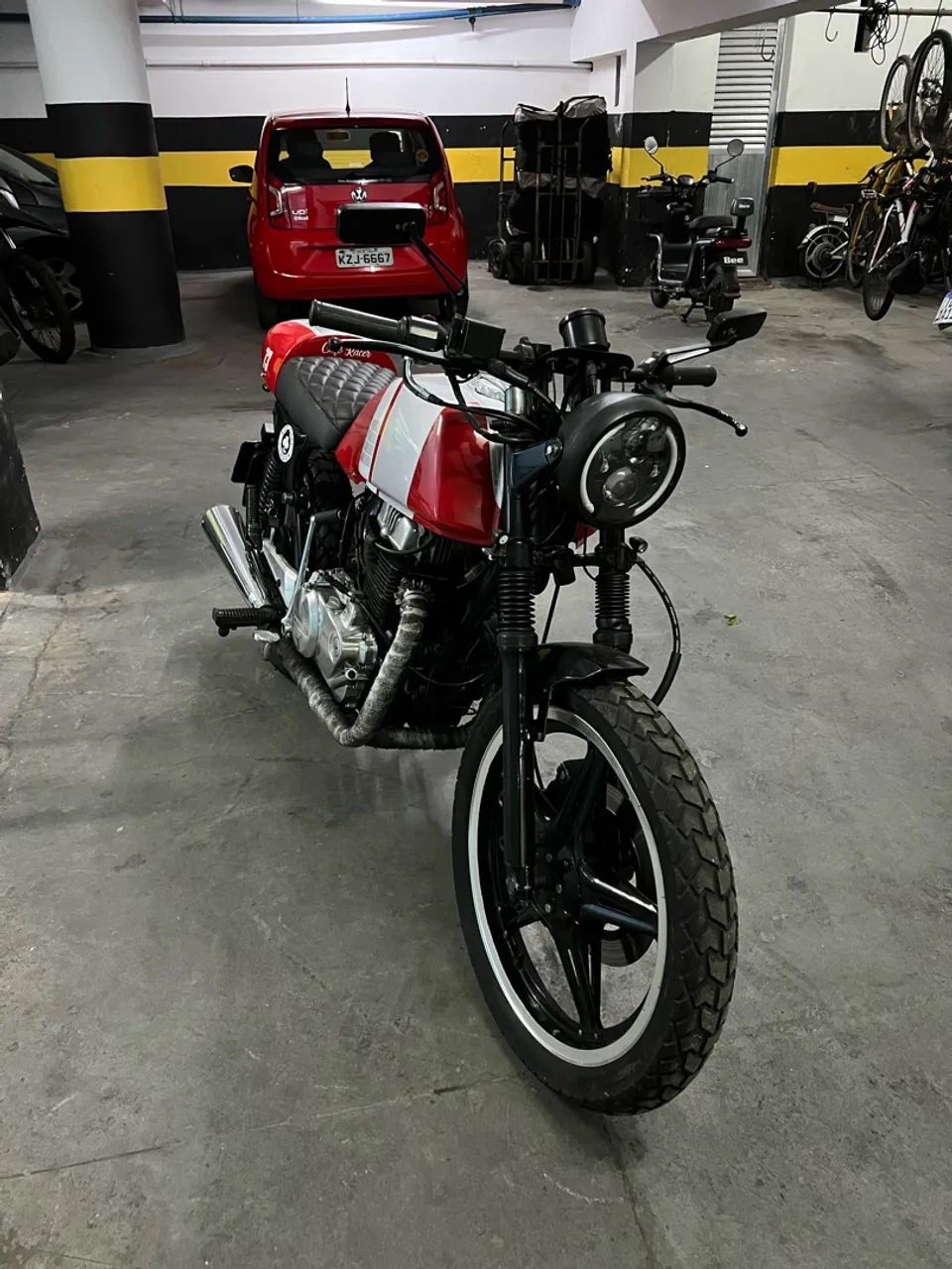 CB400 Estilo CAFE RACER