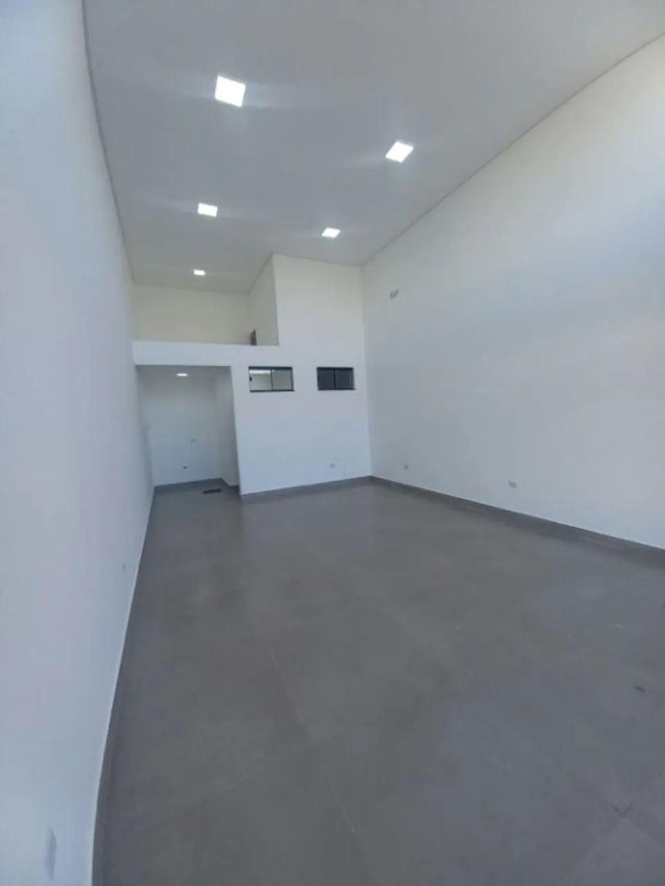 Sala comercial com 50m², oferecendo um ambiente versátil e funcional para diferentes tipos - Foto 3