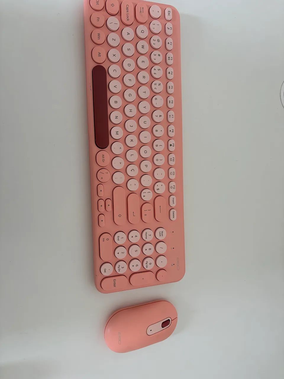 Kit Teclado e Mouse Sem Fio ERGO Rosa - Pouquíssimo Uso - Foto 2