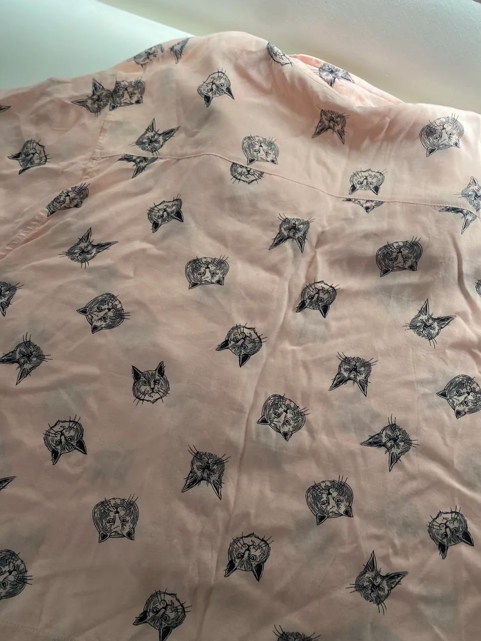 camiseta feminina gatos P - Foto 2