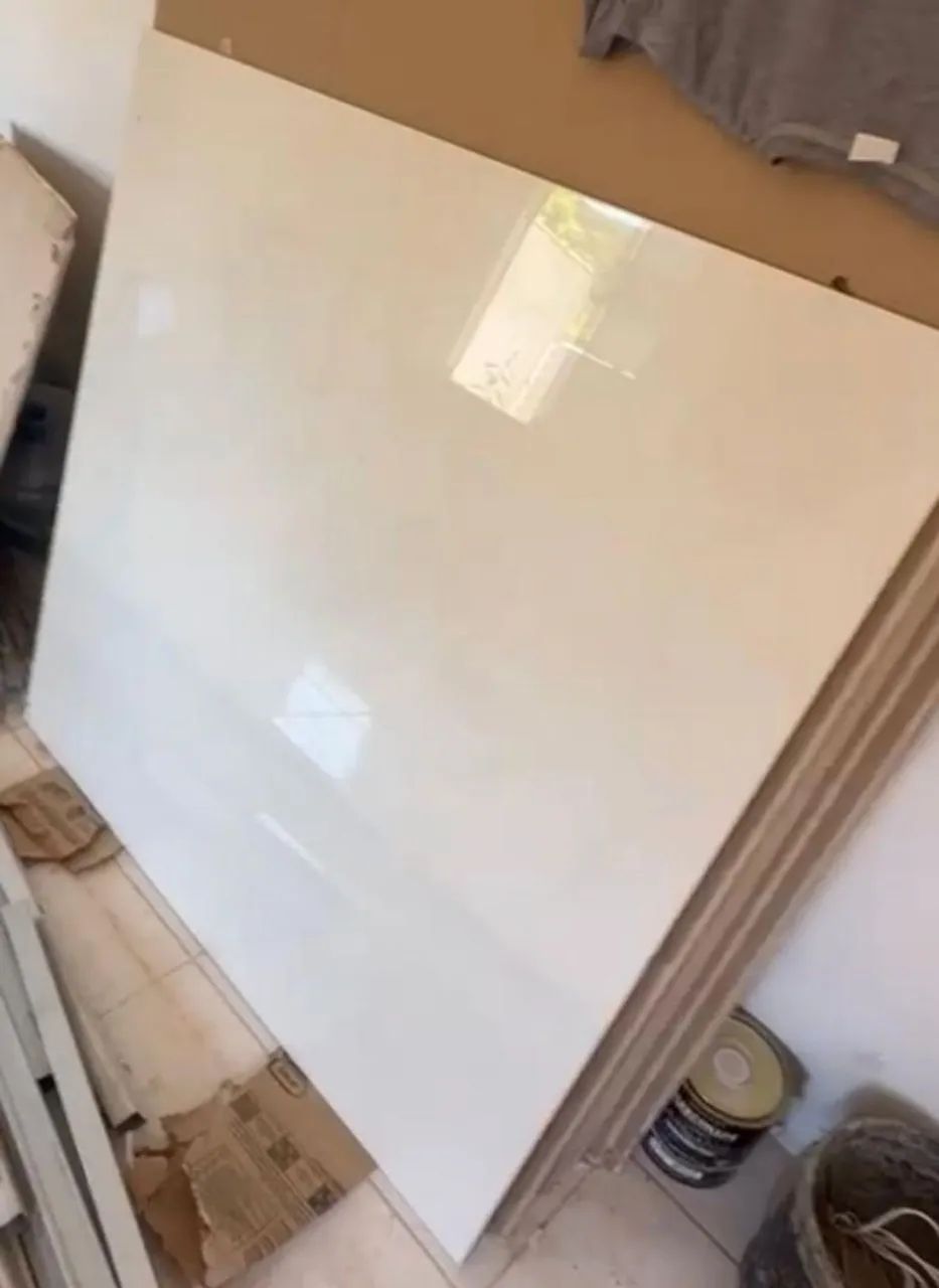 Piso cerâmico porcelanato Portobello Onyx Unique 120x120 
