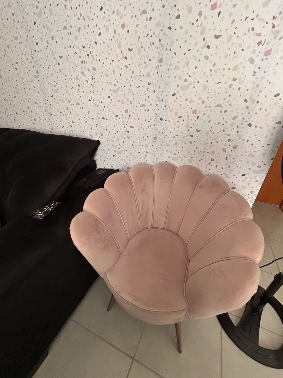 Armchairs65579517812481121