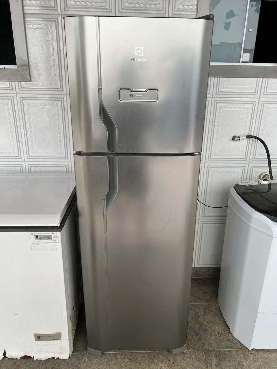 Geladeira Eletrolux DFX41