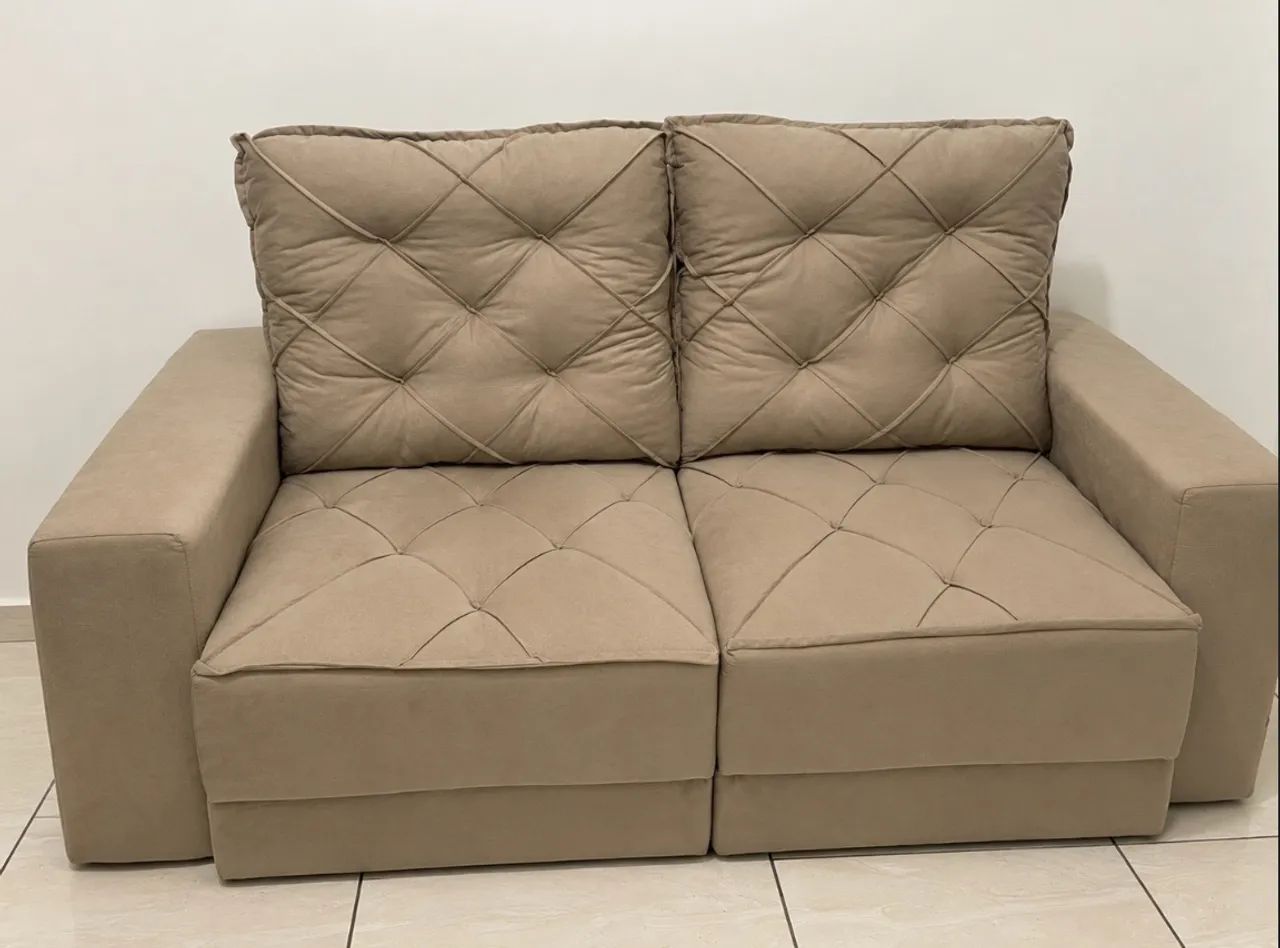Sofá 2 lugares 