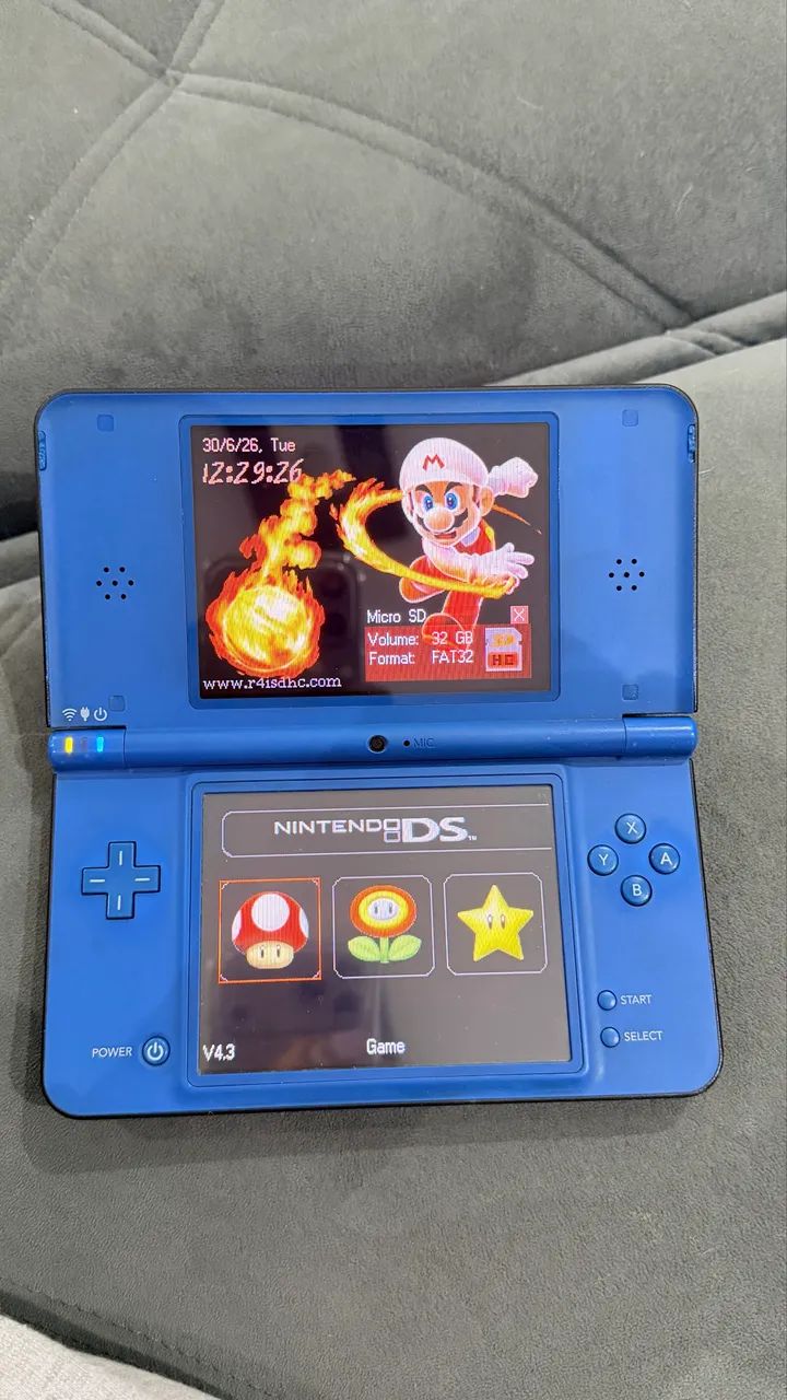 Nintendo DSi XL  - Foto 4