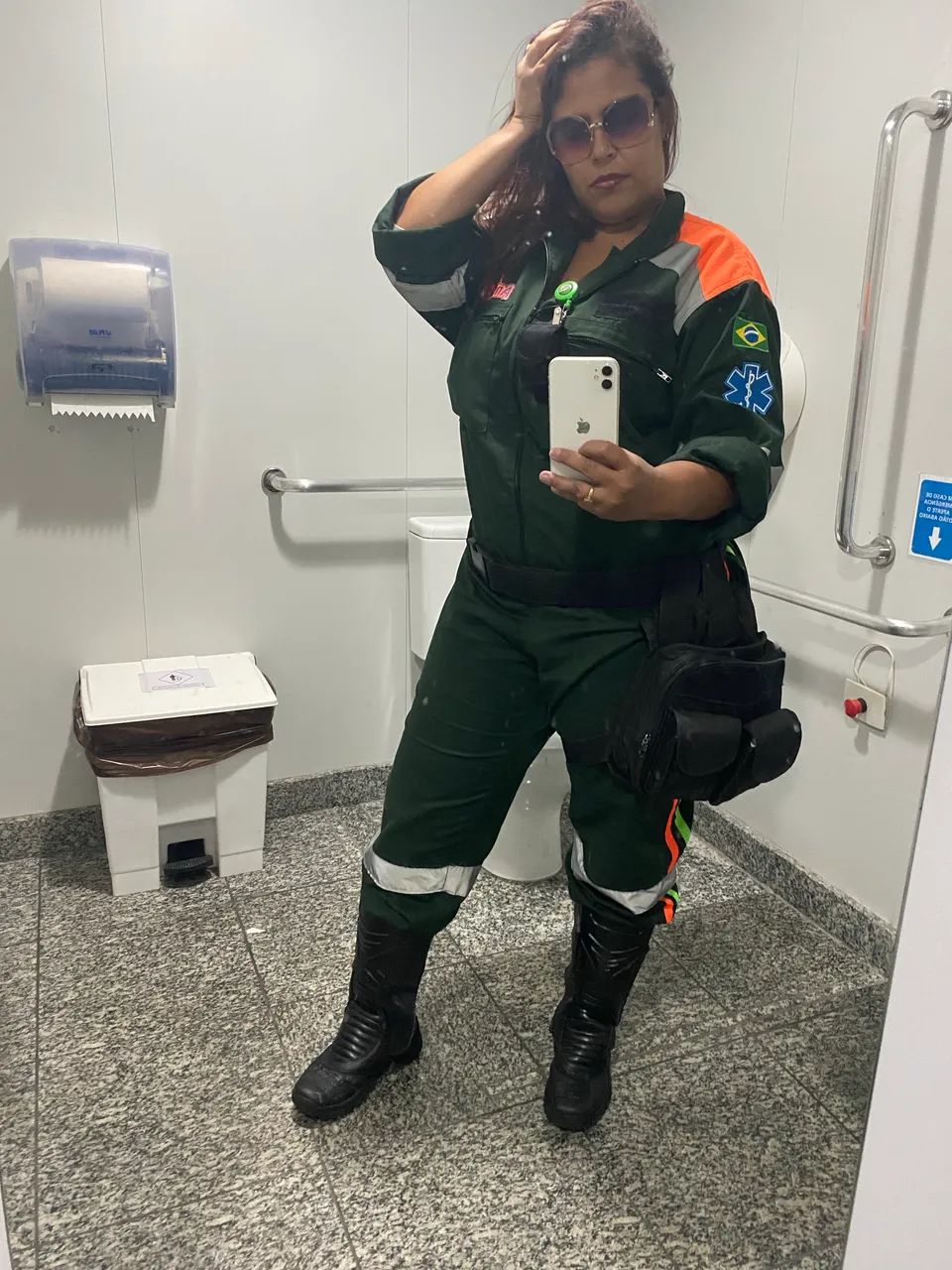 Técnica de enfermagem e Cuidadora de idosos  - Foto 3