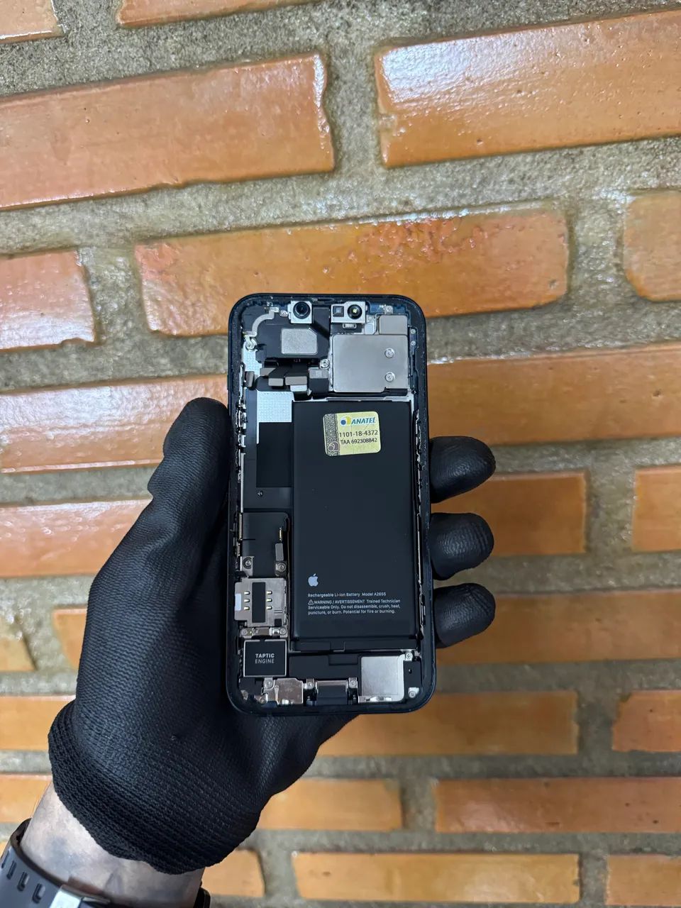 Carcaça iPhone 13 completa