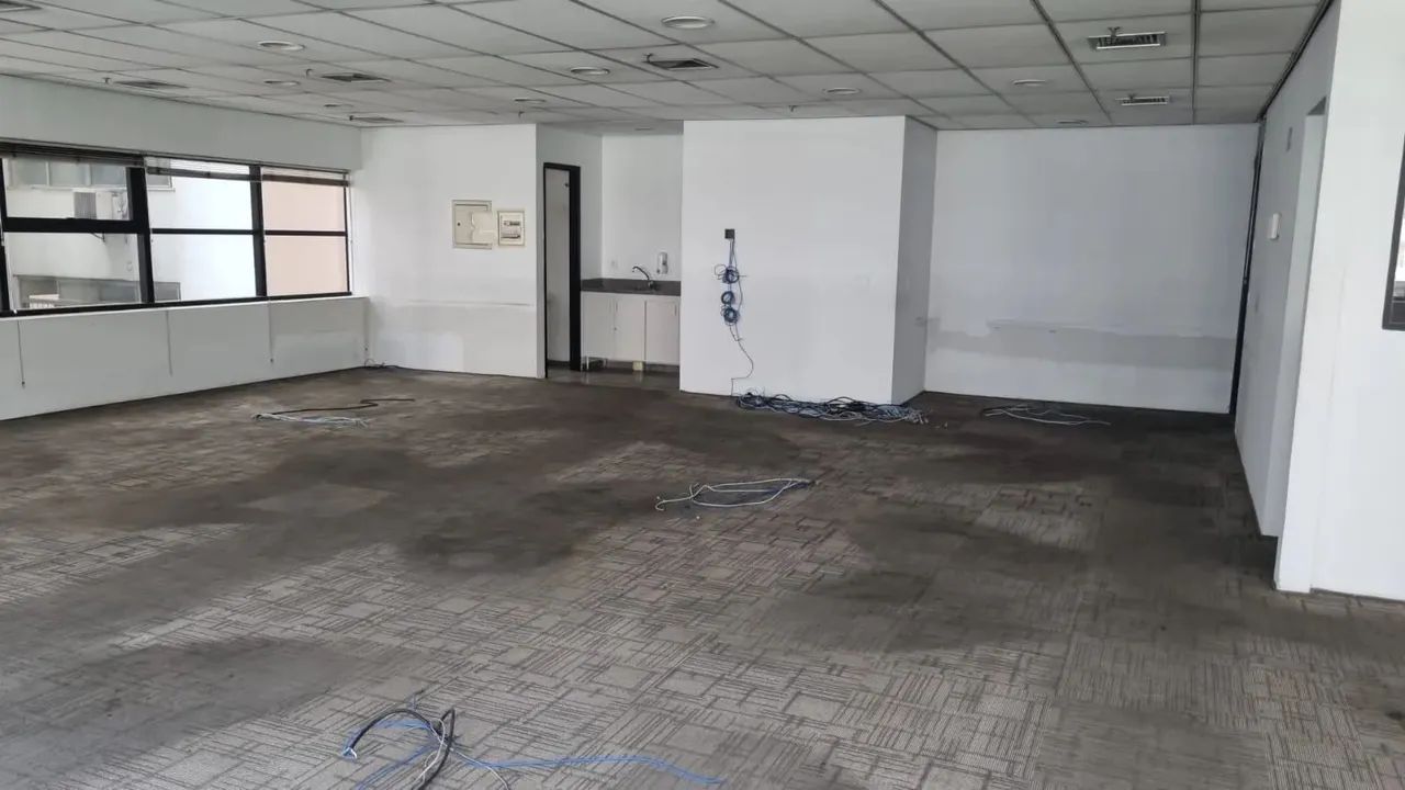 Imóvel para Venda/Locação por R$ 1.600.000,00 (Venda) ou R$ 10.500,00/mês (Locação) - Itai