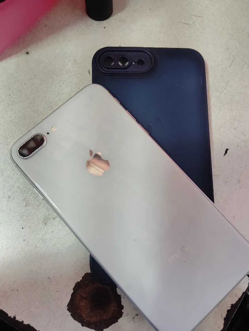 Vendo ou troco iPhone 8 plus  - Foto 4