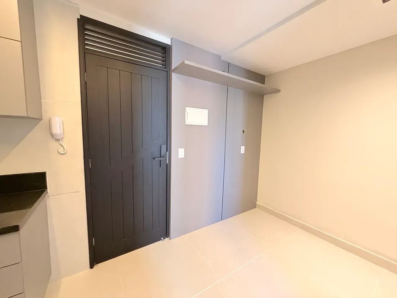 Alugo apartamento mobiliado em Candelária - Foto 2