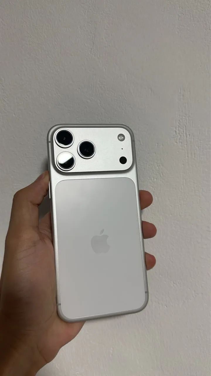 iPhone 17 Pro max - Foto 2
