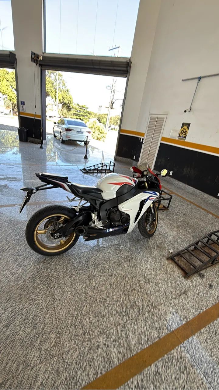 CBR 1000rr HRC  - Foto 2