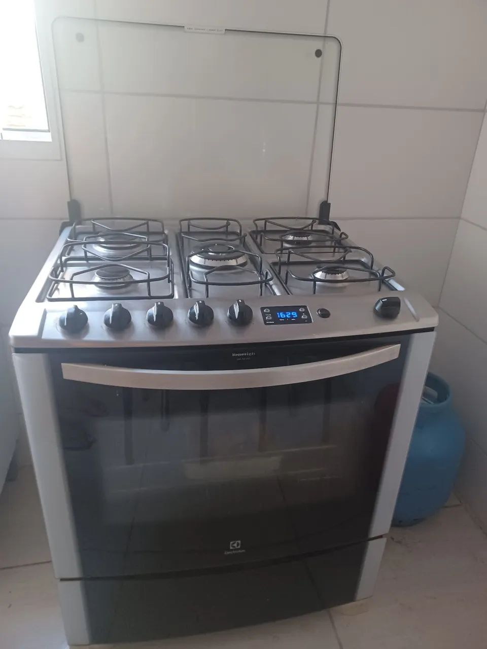 Fogao eletrolux 5 bocas - Foto 2