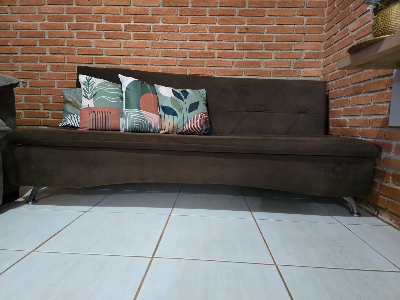Vendo Sofá-cama marrom Suede - Foto 2