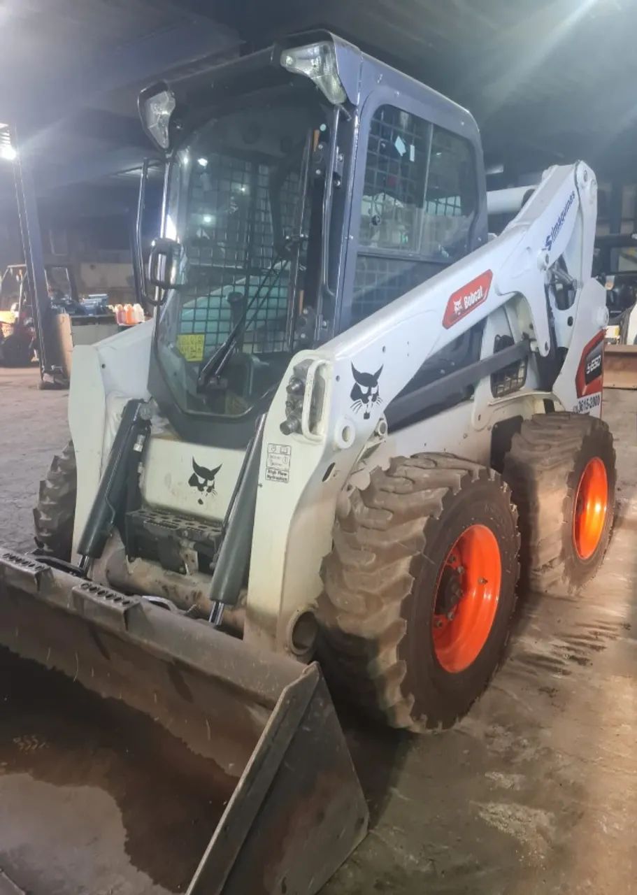 Mini Carregadeira Bobcat S650 Com 603.5hs Ano 2024 Com Ar - Foto 3
