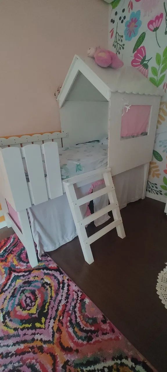 Cama de casinha com telhado, com espaço embaixo para cabaninha - Foto 3