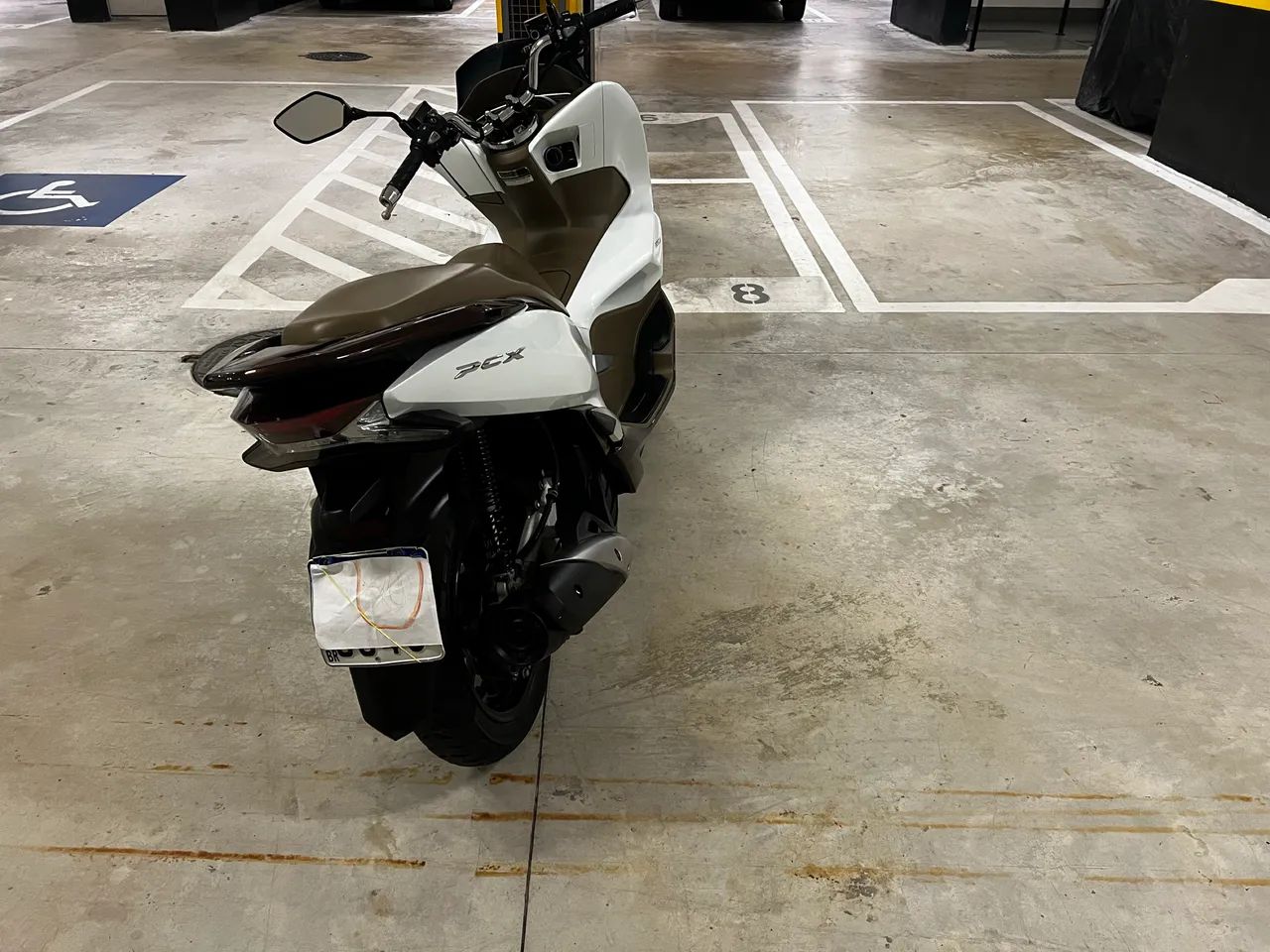 Pcx dlx a mais completa  - Foto 3