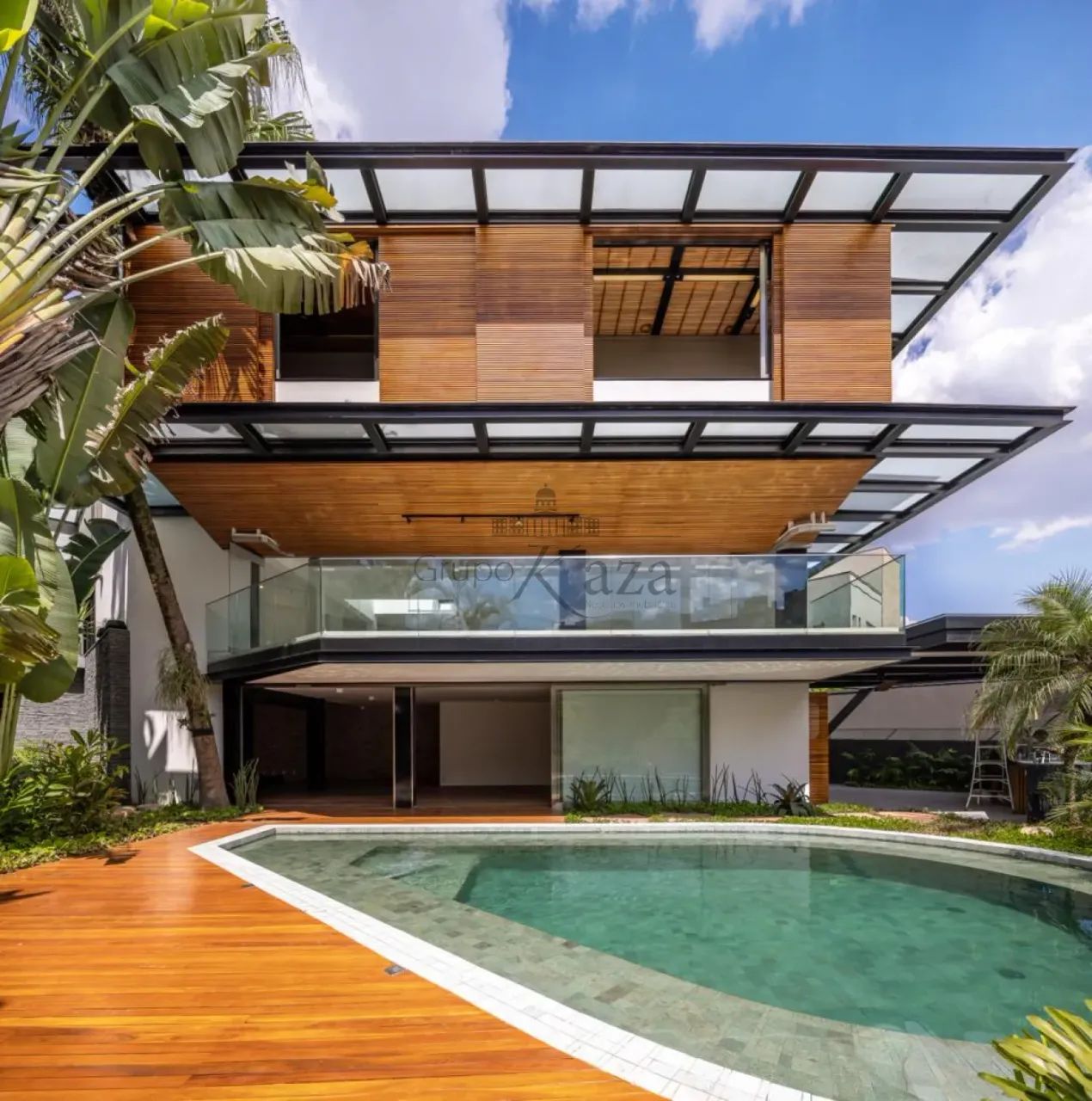 Casa em Condomínio - Panamby - 4 Dormitórios - 661m².