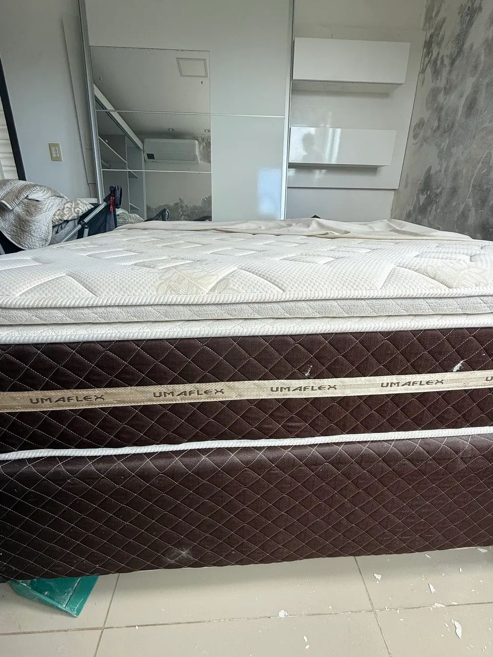 Cama de casal Box com colchão PilowTop perfeito estado - Foto 3