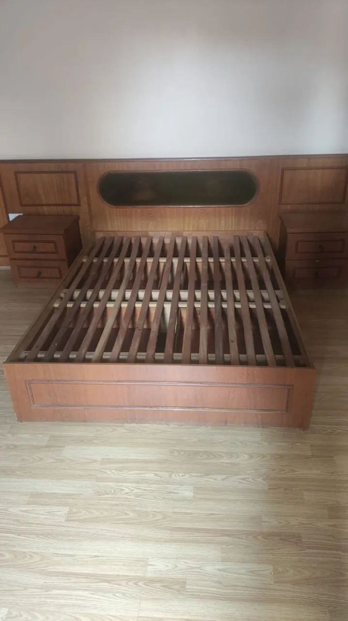 Cama com gavetas e colchão 