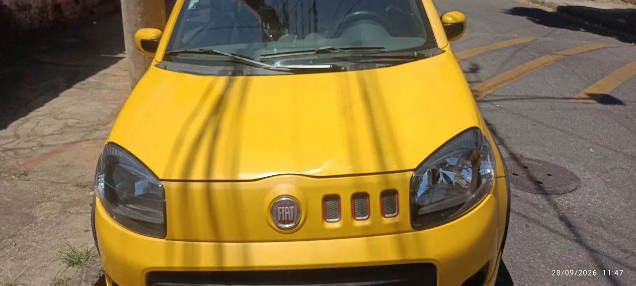 Fiat Uno Sporting 1.4 EVO Fire Flex 8V 2P 2012
