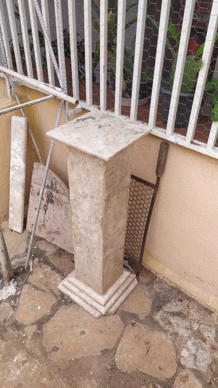 Bancada de mármore com pé - Foto 2