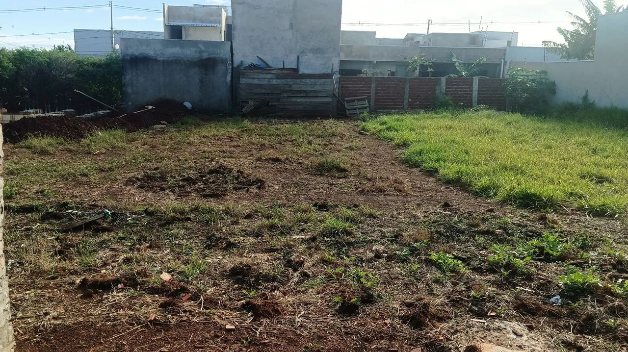 Terreno com 24 metros por 10.50 - Foto 2