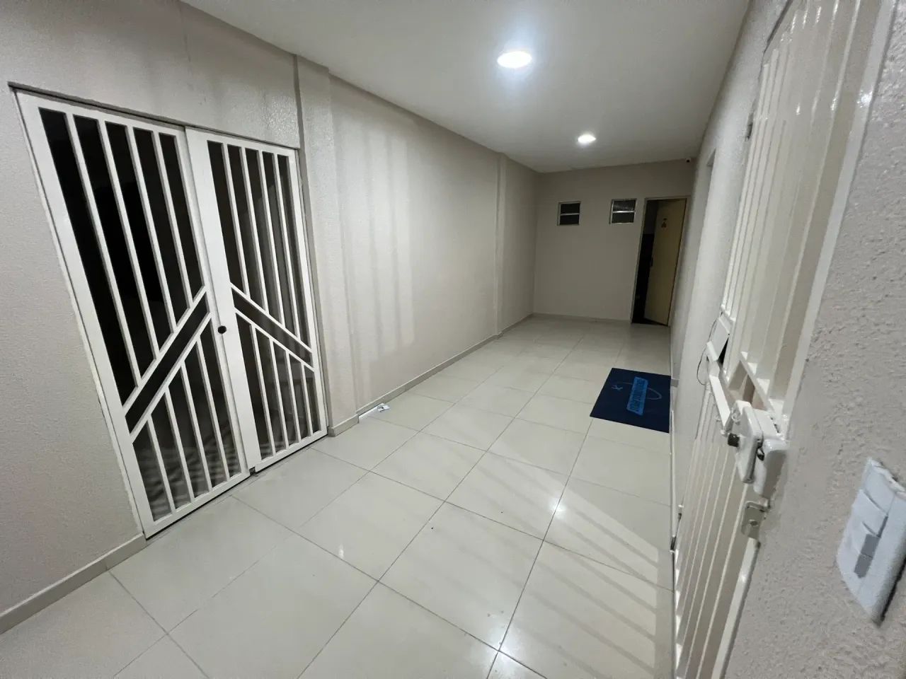 Ponto comercial/Loja/Box para aluguel com 30 metros quadrados - Foto 3