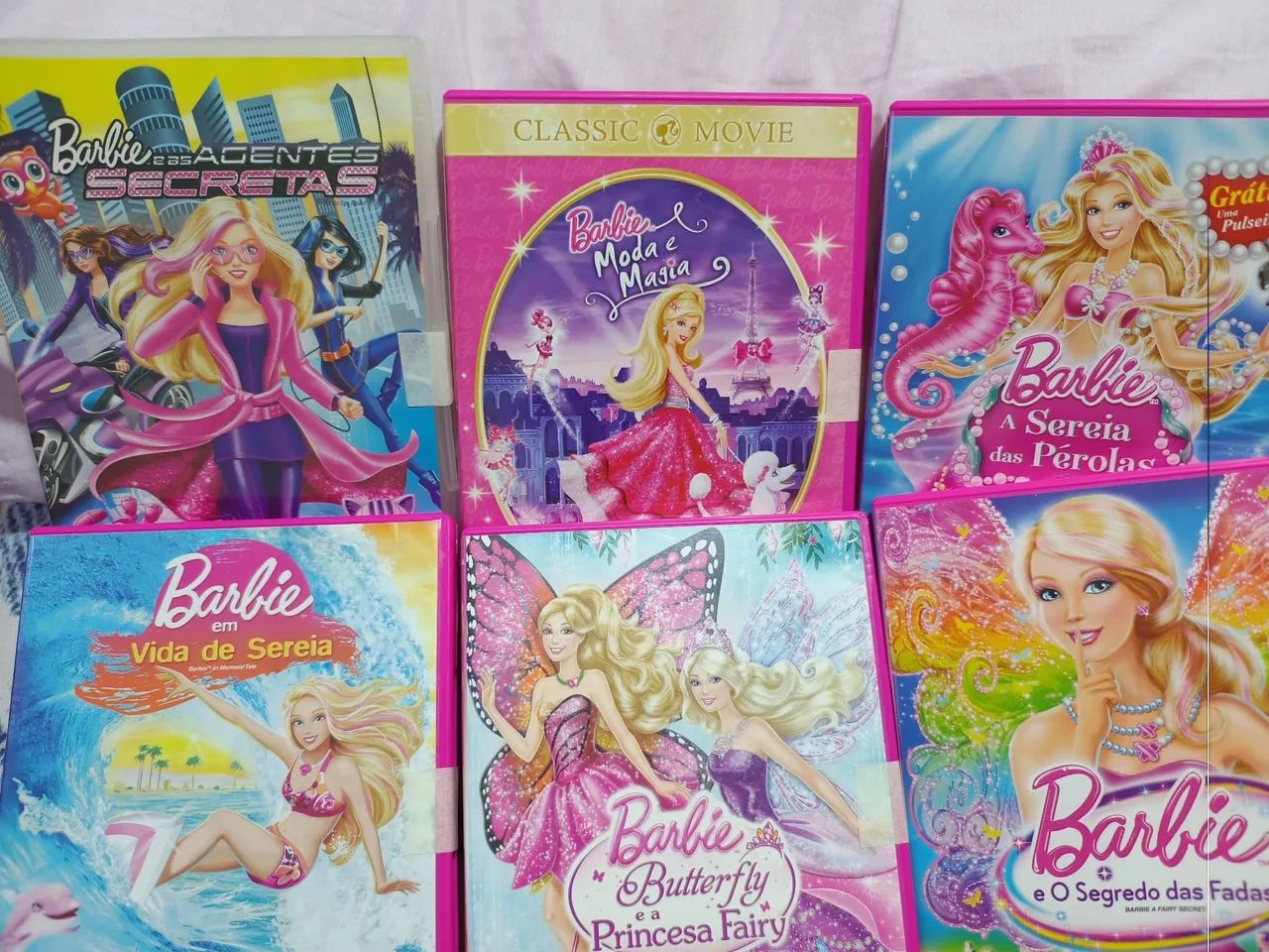 Lote de 6 DVDs Barbie RESERVADO - Foto 2