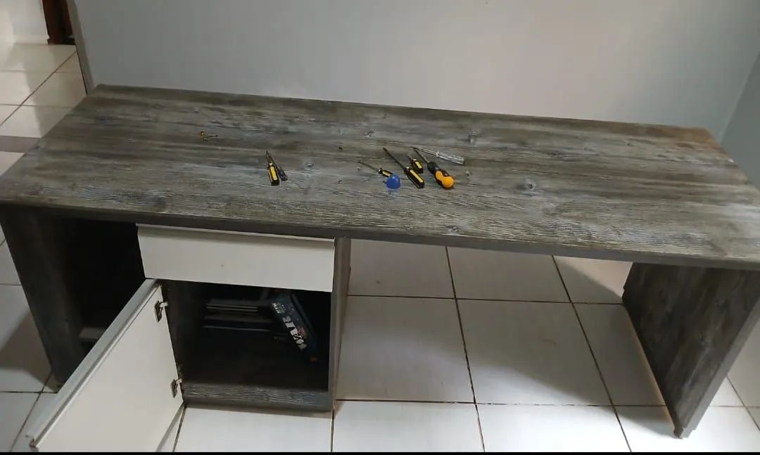 Mesa escrivaninha 