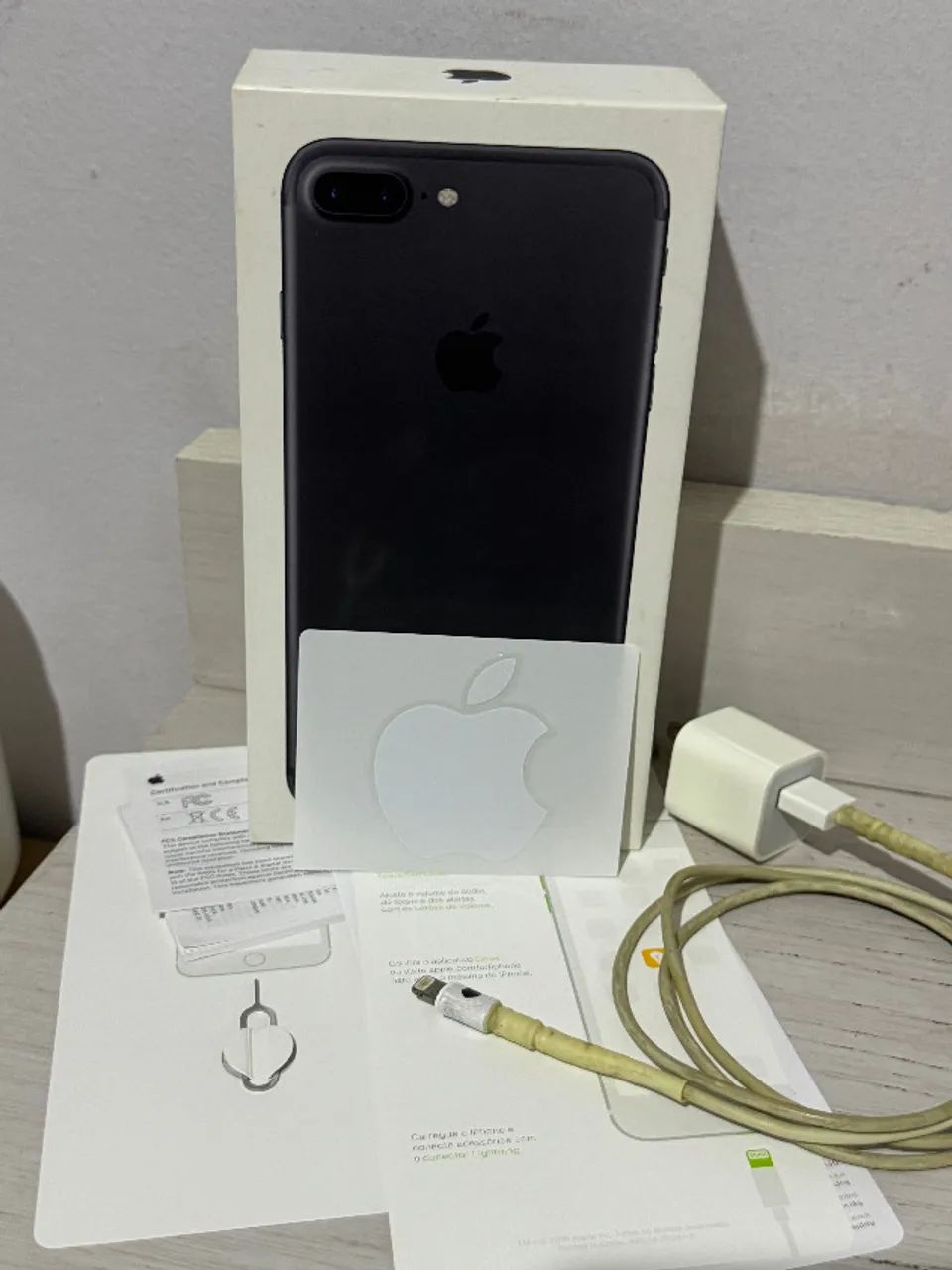 Iphone 8 Plus 64gb Cinza Espacial Preto - Perfeitas Condições Semi