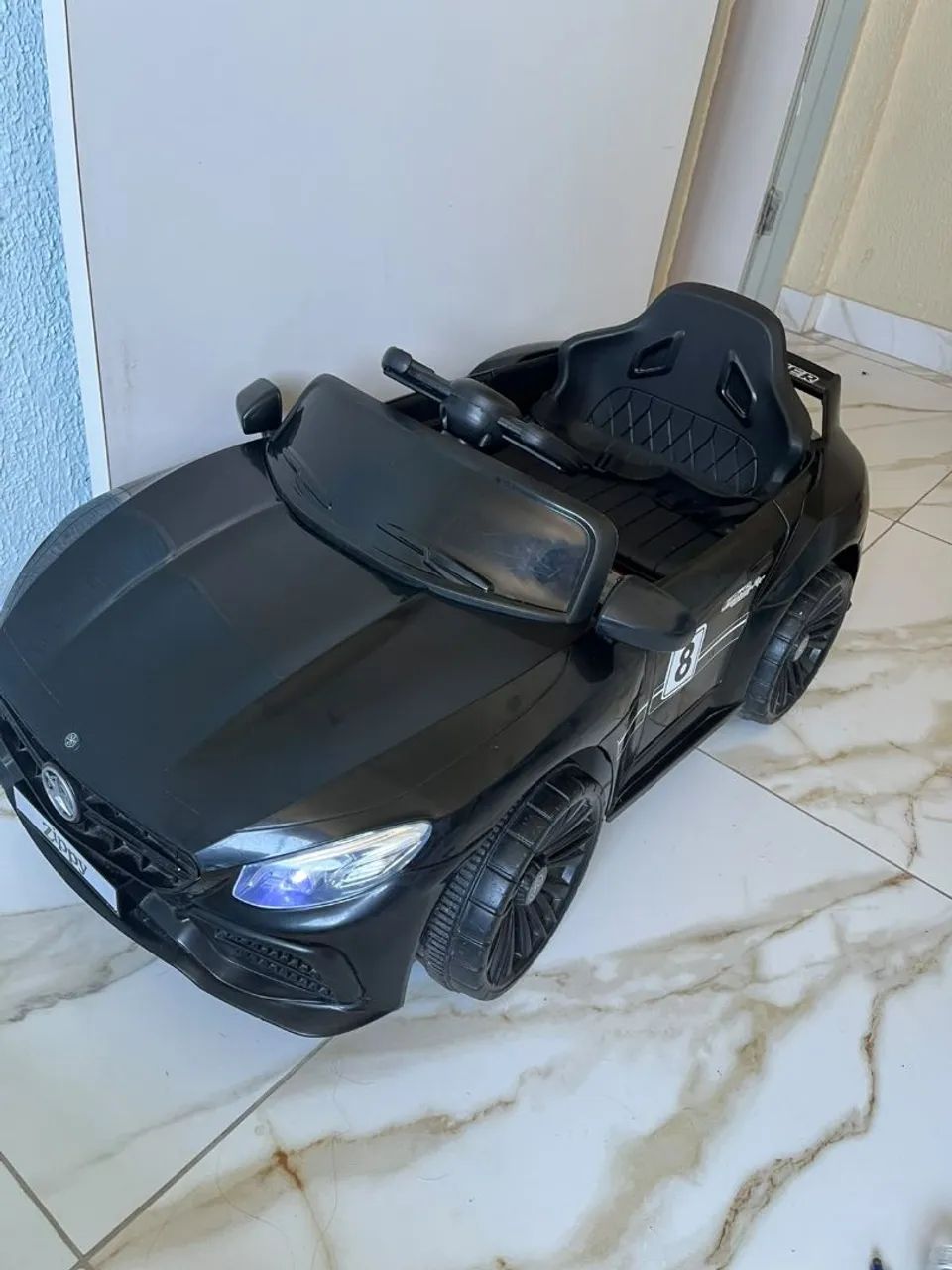 Carro elétrico infantil 