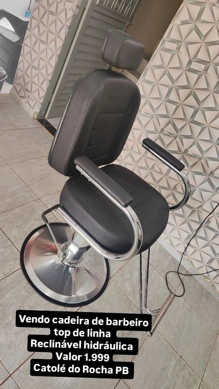Vendo Cadeira de Barbeiro Reclinável e Hidráulica  - Foto 2