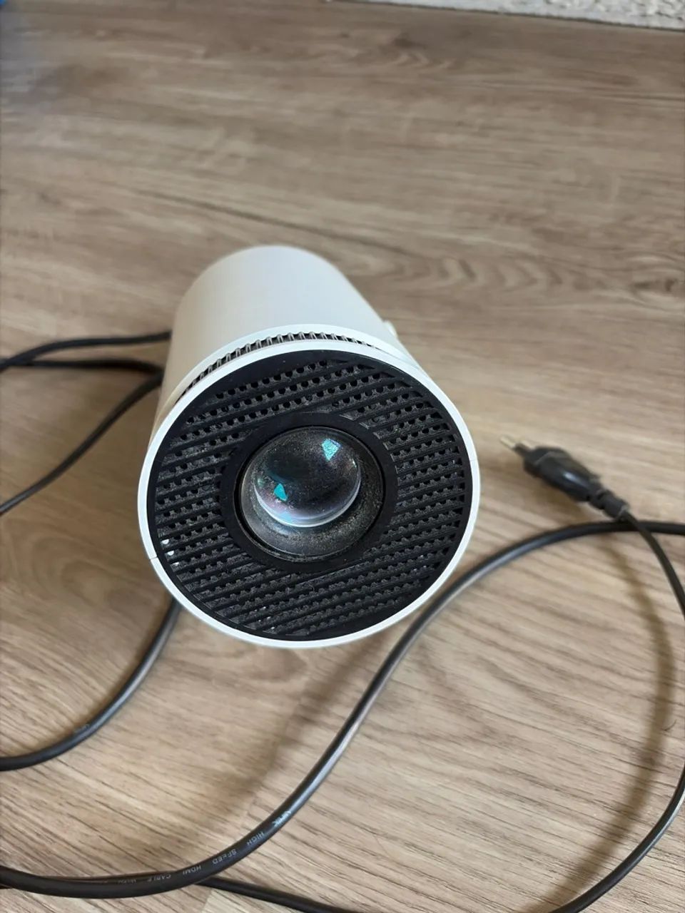 Projetor HY 300-A seminovo