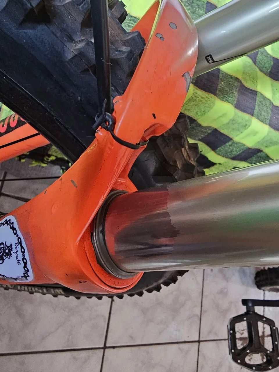 Bicicleta de Downhill Kuruma Rocketship  - Foto 3