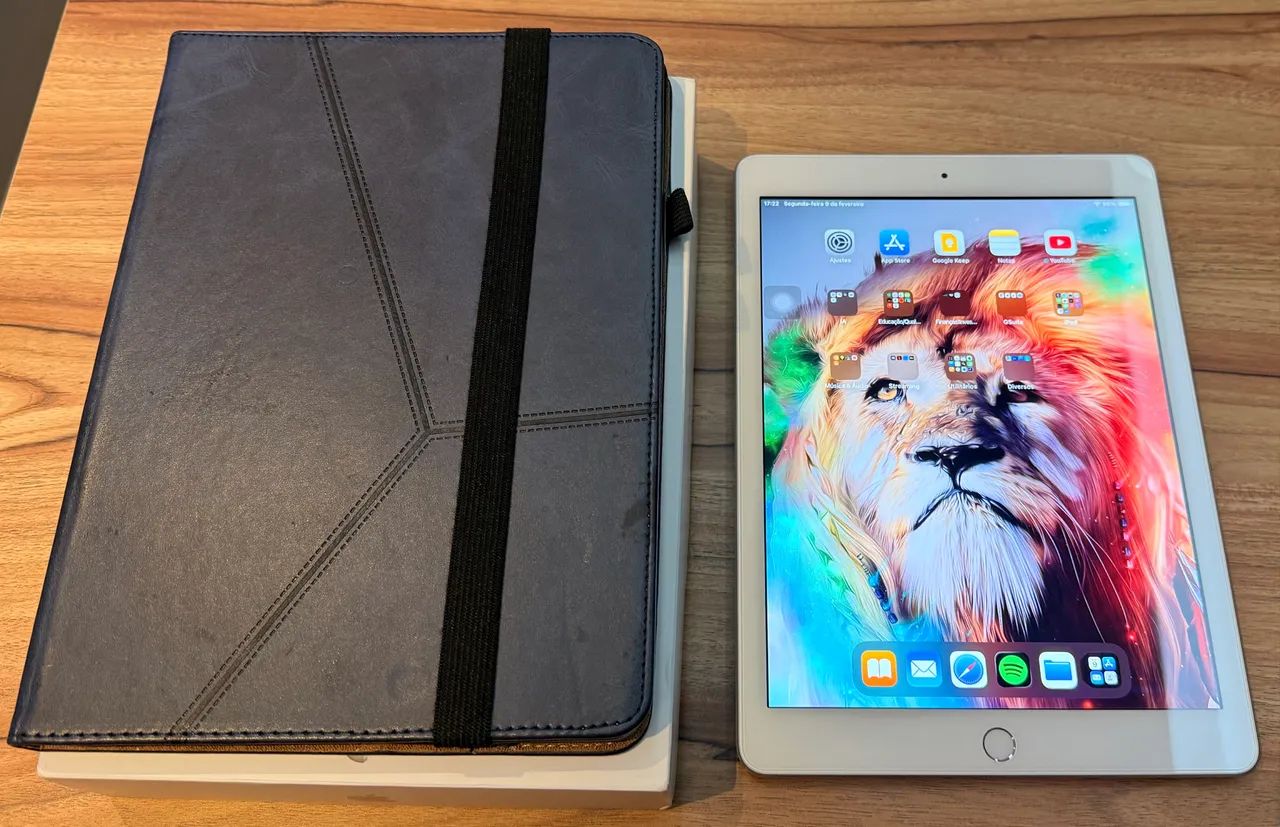 iPad 6th Generation 32gb Wi-Fi Silver - Foto 2